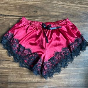 GUC Womens size M but fits like S SHEIN shorts